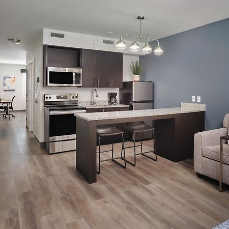 Stayapt Suites Charlotte North Huntersville Εξωτερικό φωτογραφία