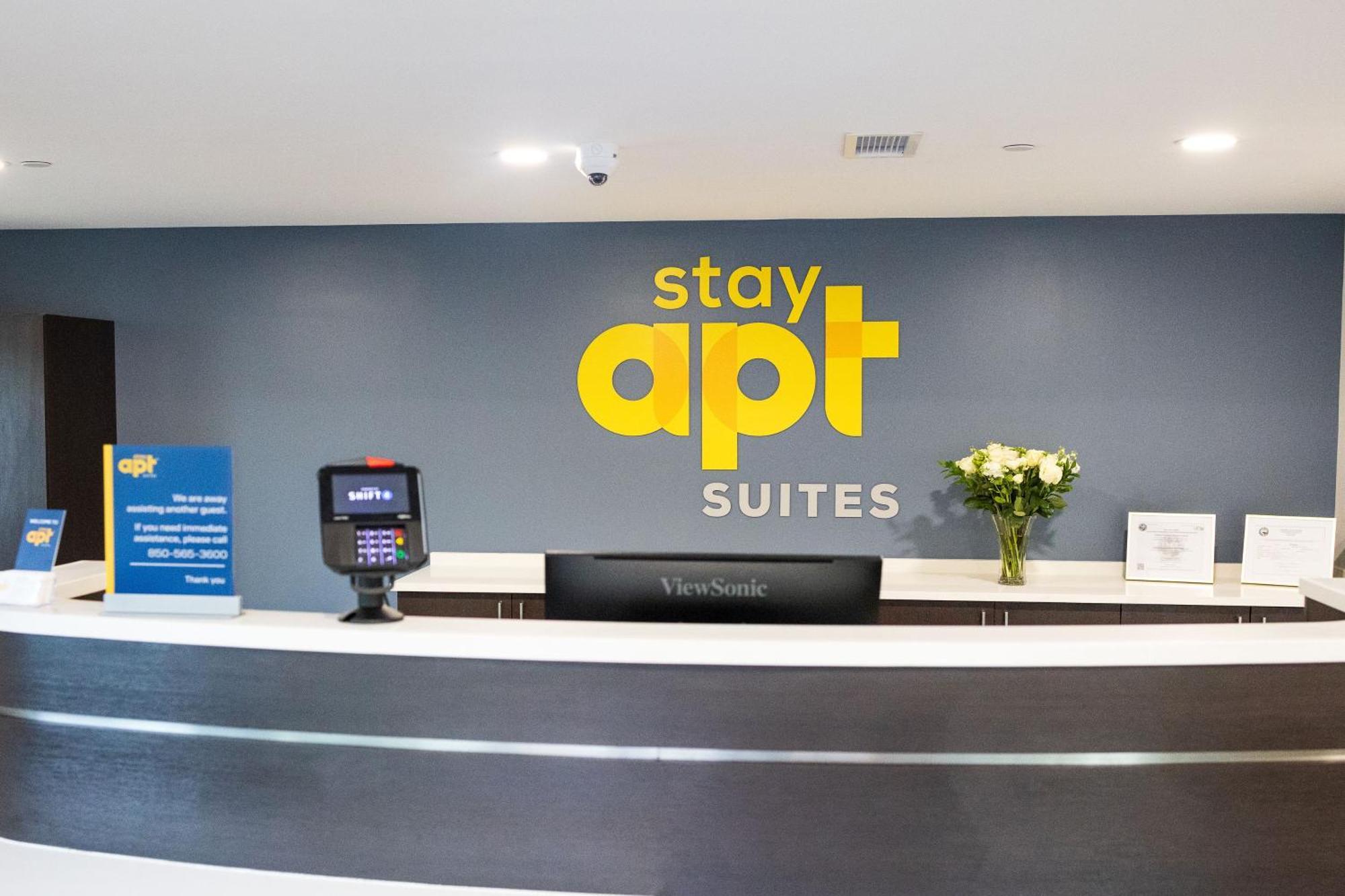 Stayapt Suites Charlotte North Huntersville Εξωτερικό φωτογραφία